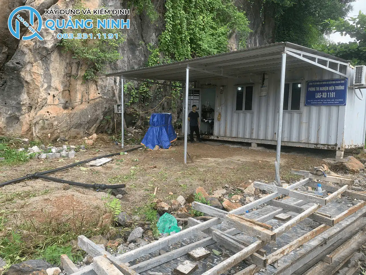Hình ảnh phòng thí nghiệm tại hiện trường